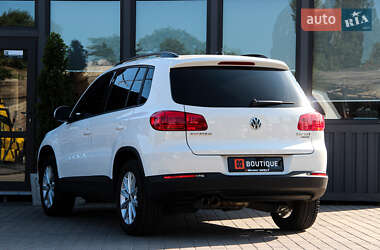 Внедорожник / Кроссовер Volkswagen Tiguan 2012 в 