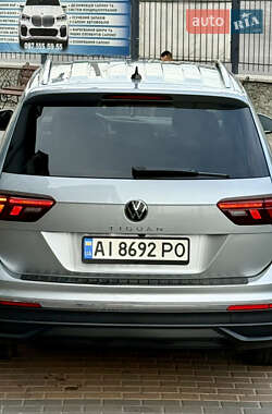 Позашляховик / Кросовер Volkswagen Tiguan 2023 в 