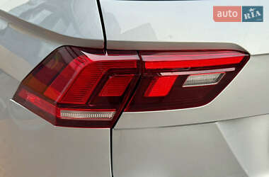 Позашляховик / Кросовер Volkswagen Tiguan 2023 в 