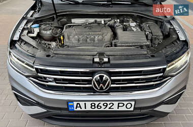 Позашляховик / Кросовер Volkswagen Tiguan 2023 в 