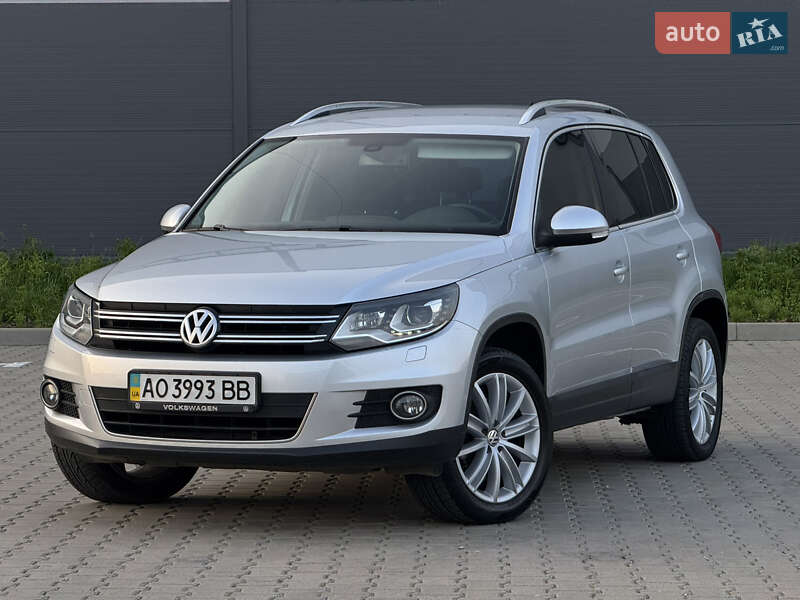 Позашляховик / Кросовер Volkswagen Tiguan 2012 в Івано-Франківську