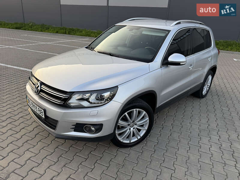 Позашляховик / Кросовер Volkswagen Tiguan 2012 в Івано-Франківську