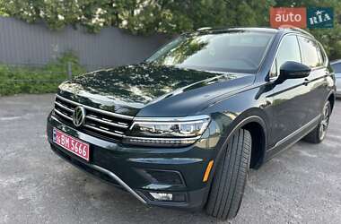 Позашляховик / Кросовер Volkswagen Tiguan 2018 в Львові