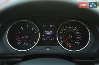 Внедорожник / Кроссовер Volkswagen Tiguan 2018 в 