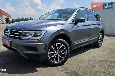 Внедорожник / Кроссовер Volkswagen Tiguan 2019 в Киеве