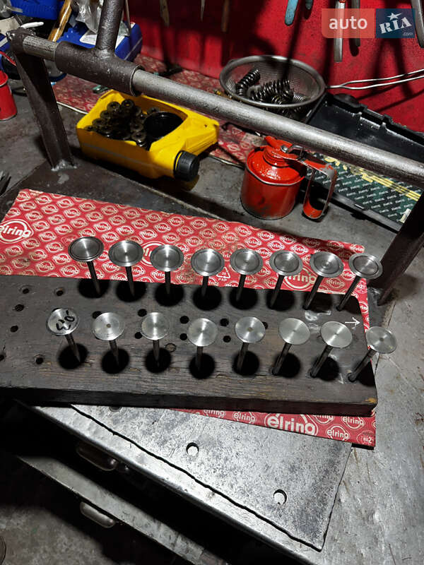 Внедорожник / Кроссовер Volkswagen Tiguan 2017 в Ирпене