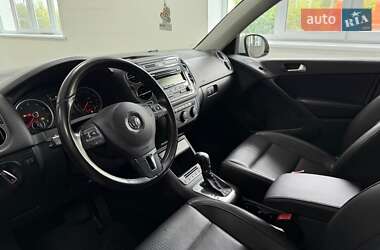 Внедорожник / Кроссовер Volkswagen Tiguan 2014 в 