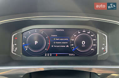 Внедорожник / Кроссовер Volkswagen Tiguan 2021 в 