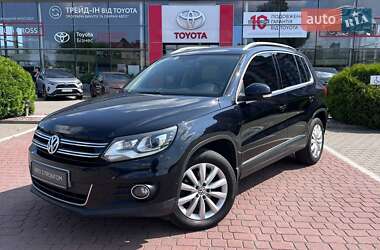 Внедорожник / Кроссовер Volkswagen Tiguan 2012 в Хмельницком