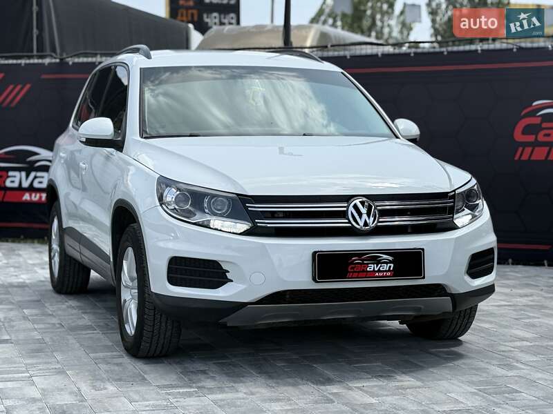 Внедорожник / Кроссовер Volkswagen Tiguan 2016 в Днепре