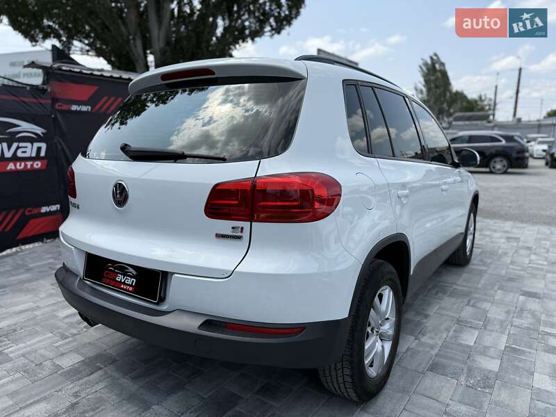 Внедорожник / Кроссовер Volkswagen Tiguan 2016 в Днепре