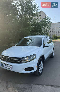 Позашляховик / Кросовер Volkswagen Tiguan 2015 в Жовтих Водах