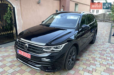 Внедорожник / Кроссовер Volkswagen Tiguan 2023 в Львове