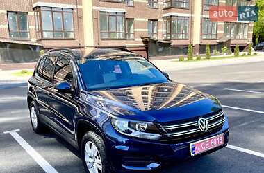 Внедорожник / Кроссовер Volkswagen Tiguan 2015 в Чернигове