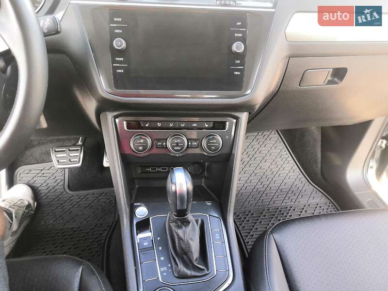 Позашляховик / Кросовер Volkswagen Tiguan 2020 в Львові фото 21 Позашляховик / Кросовер Volkswagen Tiguan 2020 в Львові