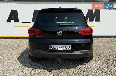 Позашляховик / Кросовер Volkswagen Tiguan 2013 в 