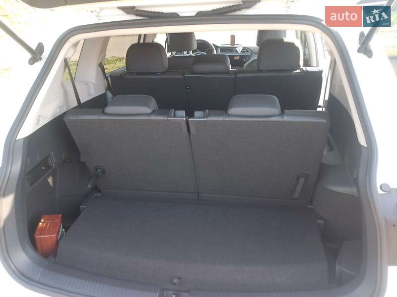 Внедорожник / Кроссовер Volkswagen Tiguan 2020 в Черноморске фото 5 Внедорожник / Кроссовер Volkswagen Tiguan 2020 в Черноморске