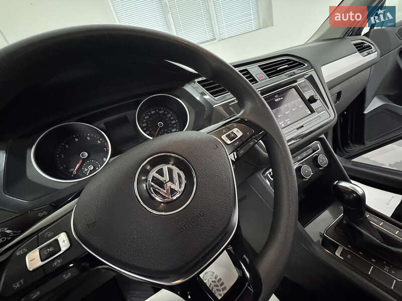 Внедорожник / Кроссовер Volkswagen Tiguan 2019 в Трускавце