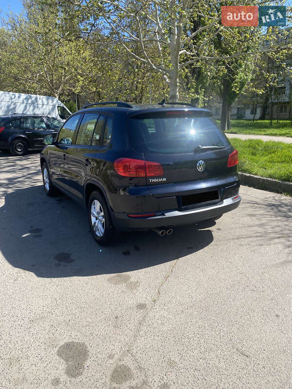 Внедорожник / Кроссовер Volkswagen Tiguan 2017 в Одессе