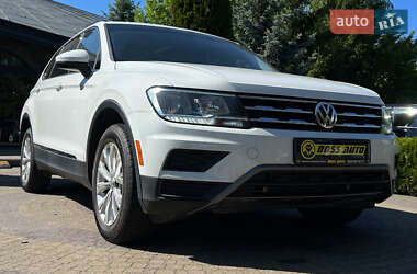 Позашляховик / Кросовер Volkswagen Tiguan 2017 в Львові