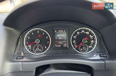 Внедорожник / Кроссовер Volkswagen Tiguan 2016 в 
