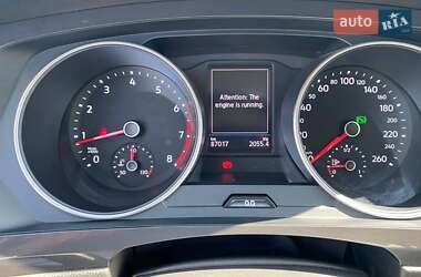 Внедорожник / Кроссовер Volkswagen Tiguan 2021 в 
