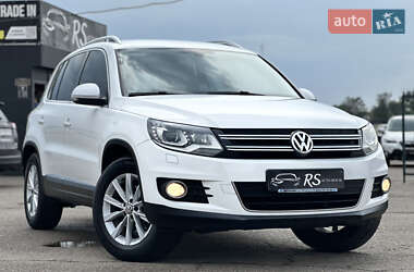 Внедорожник / Кроссовер Volkswagen Tiguan 2011 в Киеве