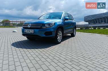 Внедорожник / Кроссовер Volkswagen Tiguan 2016 в 