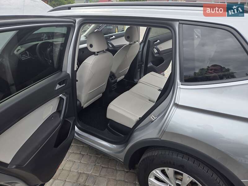 Внедорожник / Кроссовер Volkswagen Tiguan 2019 в Кривом Роге