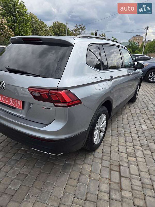 Внедорожник / Кроссовер Volkswagen Tiguan 2019 в Кривом Роге