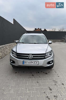 Внедорожник / Кроссовер Volkswagen Tiguan 2017 в 