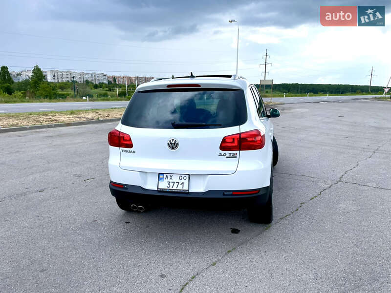 Позашляховик / Кросовер Volkswagen Tiguan 2014 в Харкові