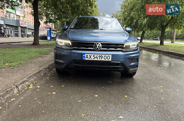 Внедорожник / Кроссовер Volkswagen Tiguan 2018 в Харькове