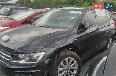 Внедорожник / Кроссовер Volkswagen Tiguan 2020 в Львове