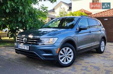 Внедорожник / Кроссовер Volkswagen Tiguan 2017 в Одессе