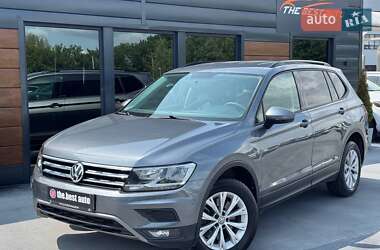 Внедорожник / Кроссовер Volkswagen Tiguan 2017 в Ровно