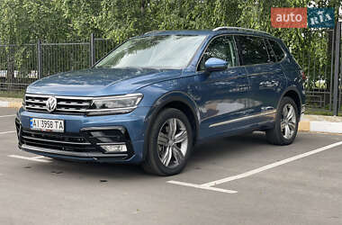Внедорожник / Кроссовер Volkswagen Tiguan 2020 в Белогородке