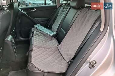 Внедорожник / Кроссовер Volkswagen Tiguan 2011 в 