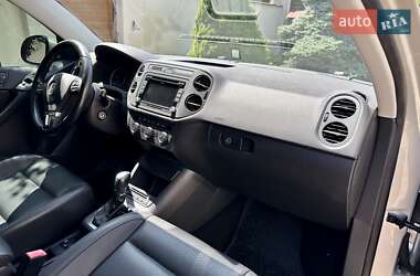 Внедорожник / Кроссовер Volkswagen Tiguan 2013 в 