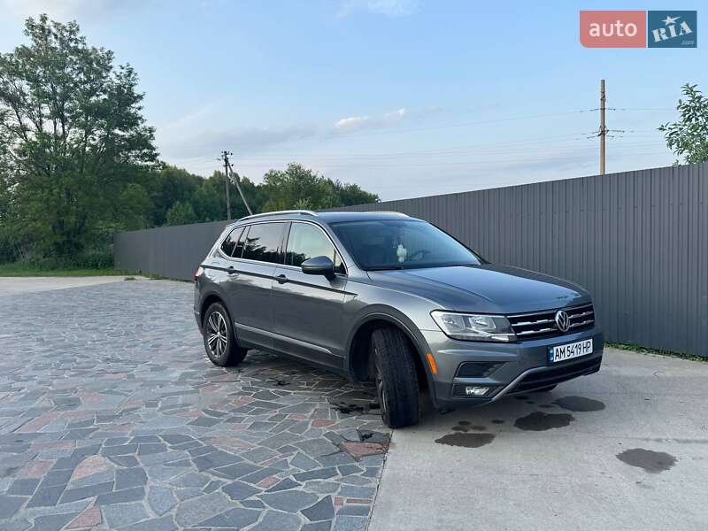 Внедорожник / Кроссовер Volkswagen Tiguan 2017 в Житомире фото 39 Внедорожник / Кроссовер Volkswagen Tiguan 2017 в Житомире
