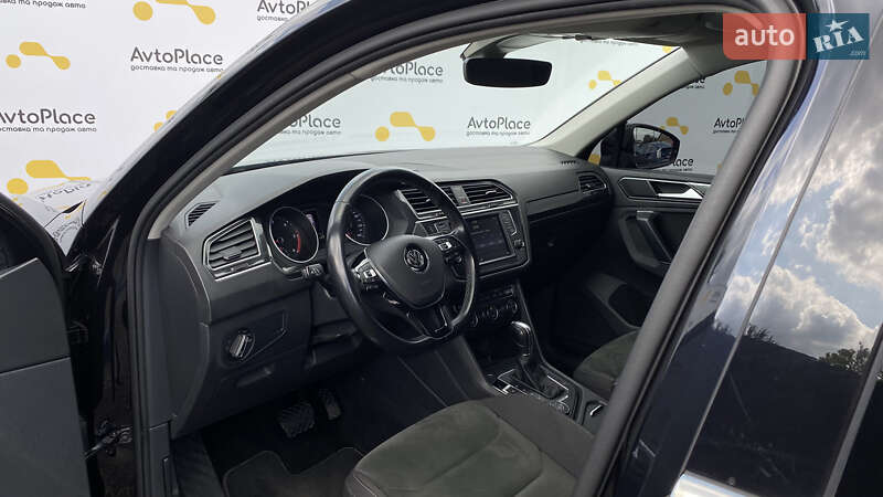 Внедорожник / Кроссовер Volkswagen Tiguan 2016 в Луцке