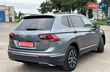 Внедорожник / Кроссовер Volkswagen Tiguan 2020 в 