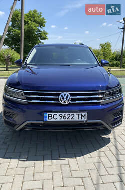 Внедорожник / Кроссовер Volkswagen Tiguan 2021 в Львове