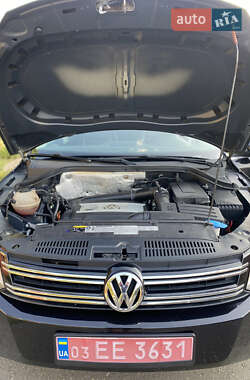 Внедорожник / Кроссовер Volkswagen Tiguan 2013 в 