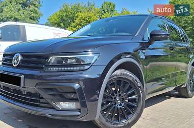 Внедорожник / Кроссовер Volkswagen Tiguan 2018 в Бердичеве
