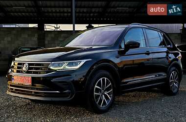 Позашляховик / Кросовер Volkswagen Tiguan 2022 в Луцьку