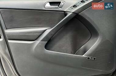 Внедорожник / Кроссовер Volkswagen Tiguan 2013 в 
