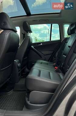 Внедорожник / Кроссовер Volkswagen Tiguan 2013 в 