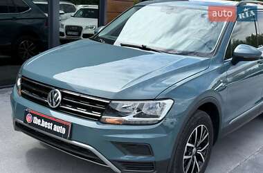 Внедорожник / Кроссовер Volkswagen Tiguan 2021 в 