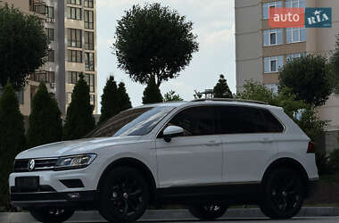 Внедорожник / Кроссовер Volkswagen Tiguan 2021 в Одессе